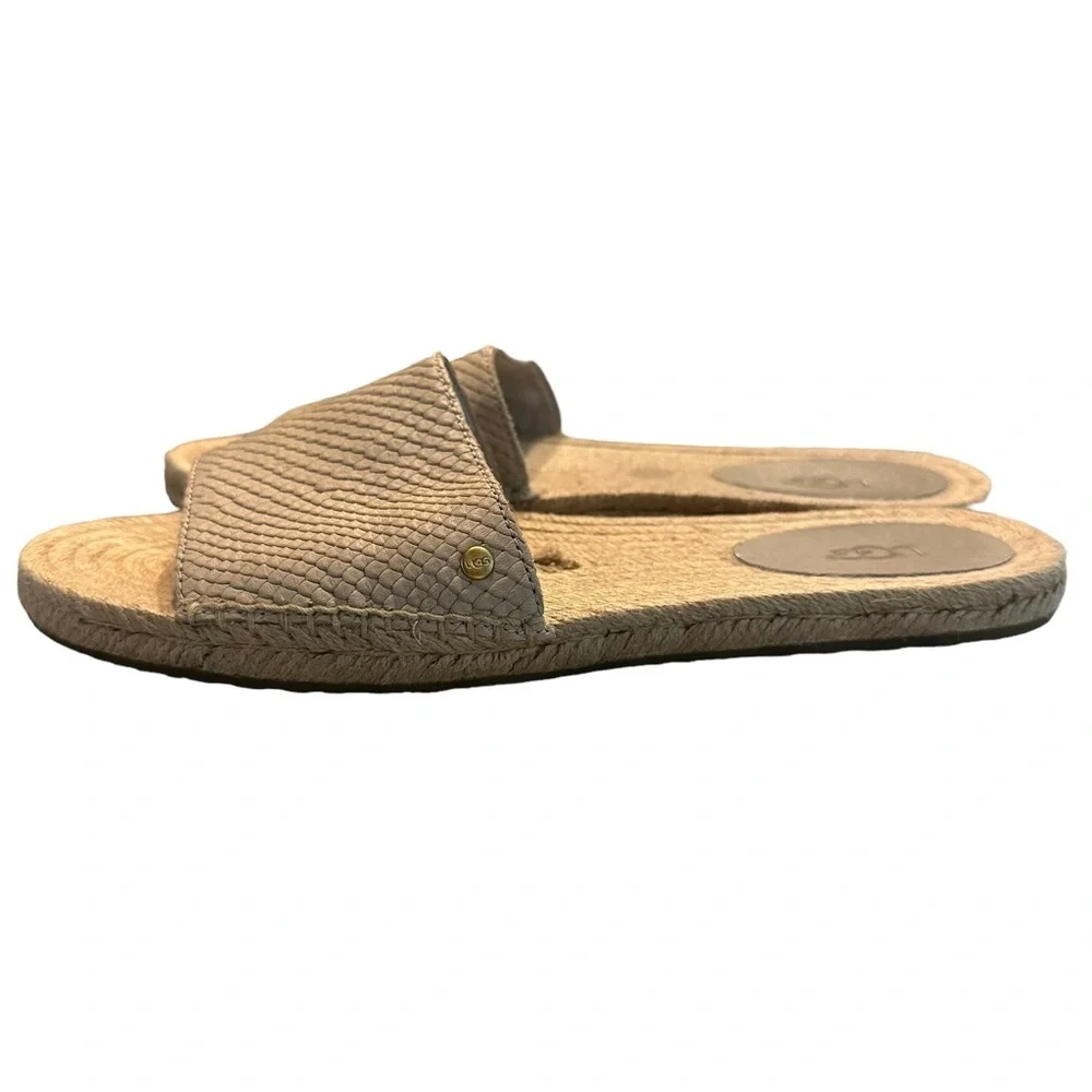 UGG | Beige Embossed Leather Cherry Exotic Espadrille Slides Size 8